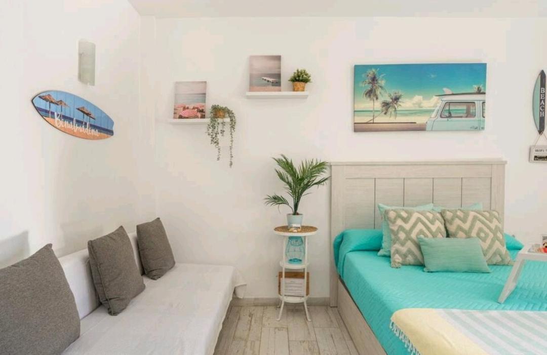 El Estudio De La Playa Benalbeach Holidays Deluxe Беналмадена Екстериор снимка