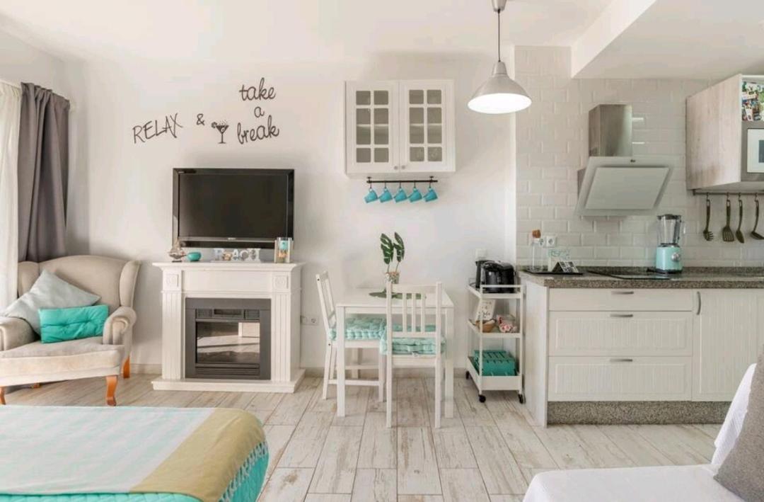 El Estudio De La Playa Benalbeach Holidays Deluxe Беналмадена Екстериор снимка